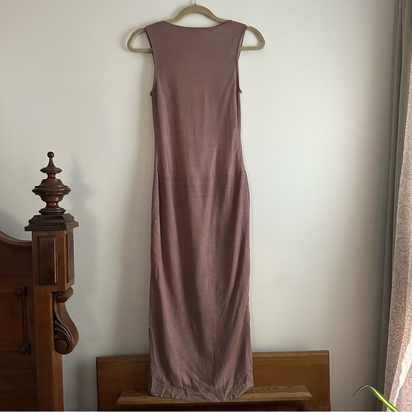 Michelle Farmer • Intarsia Viscose Midi Dress in Rose Gold - Picture 5 of 7